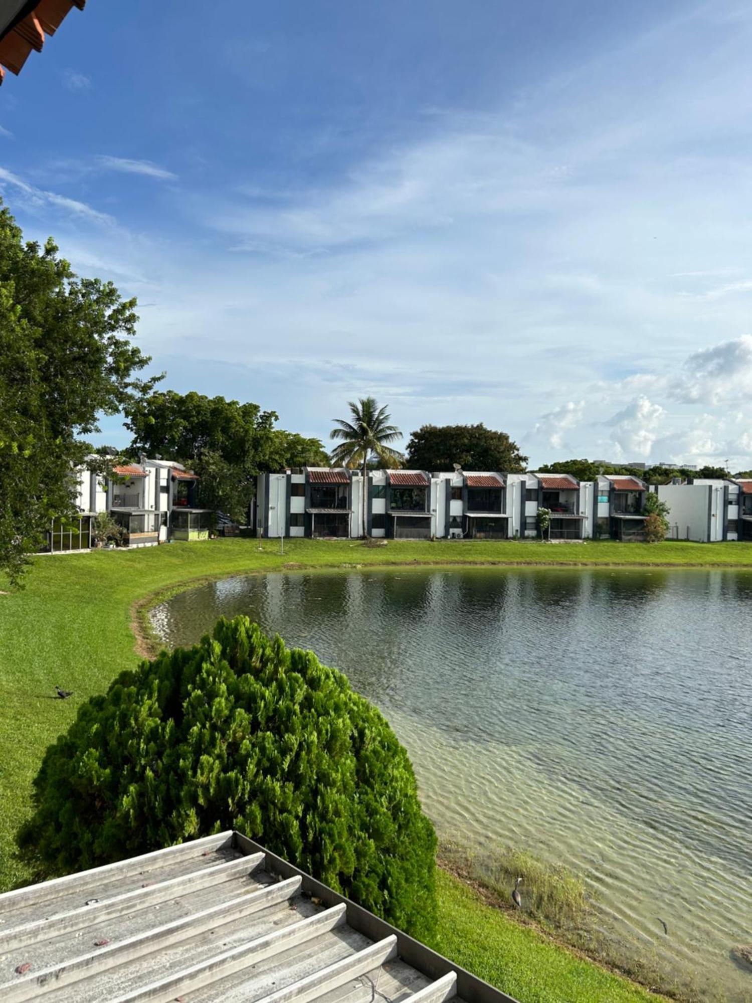 Beautiful Apartment With Very Elegant Colonial Decoration Tamiami Ngoại thất bức ảnh